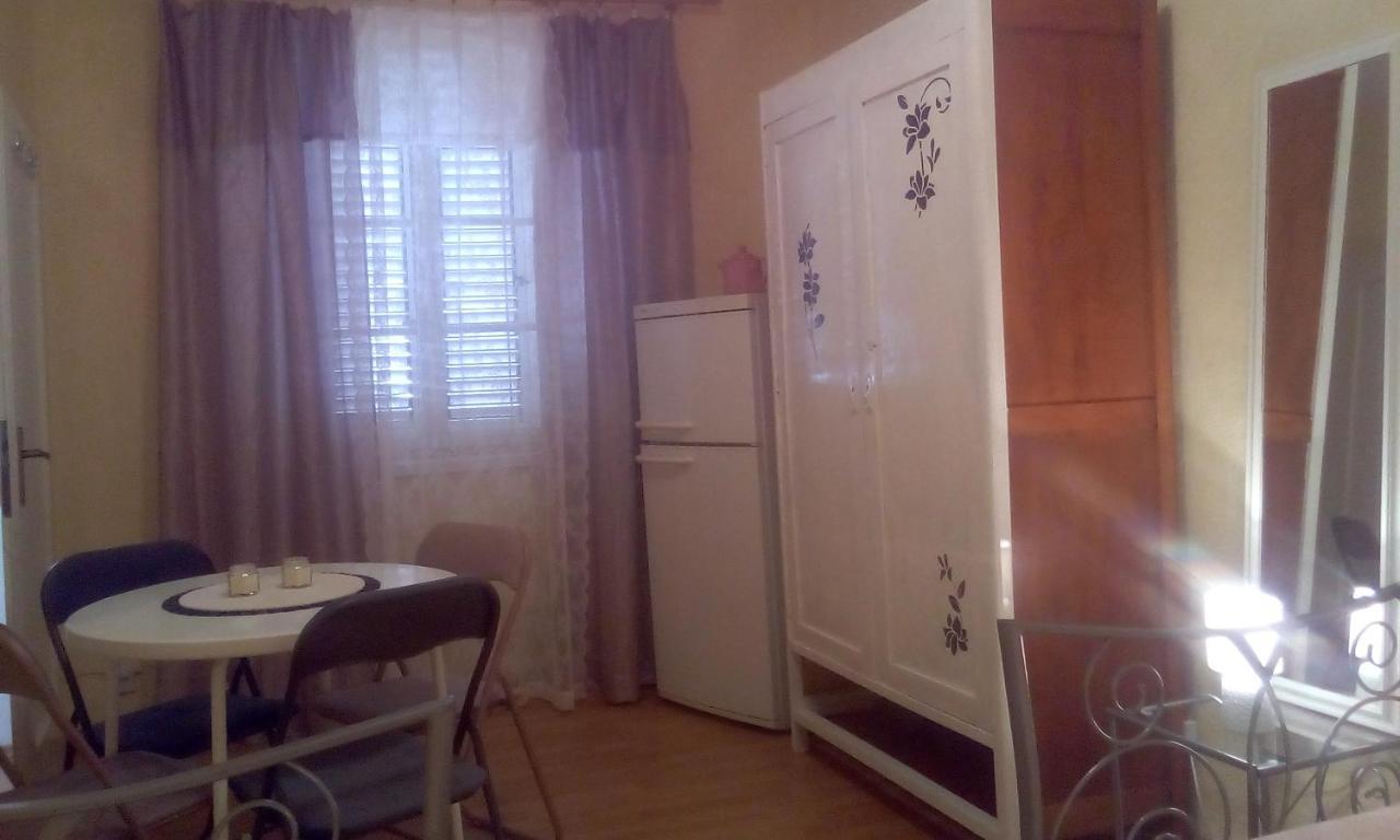 Apartment Nada ポヴィヤ エクステリア 写真